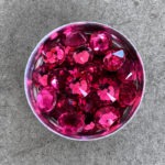 Swarovski Color : FUCHSIA