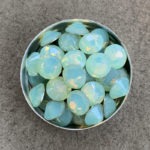 Swarovski Color : CHRYSOLITE OPAL
