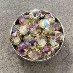 Swarovski Color : LUMINOUS GREEN