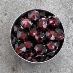 Swarovski Color : BURGUNDY